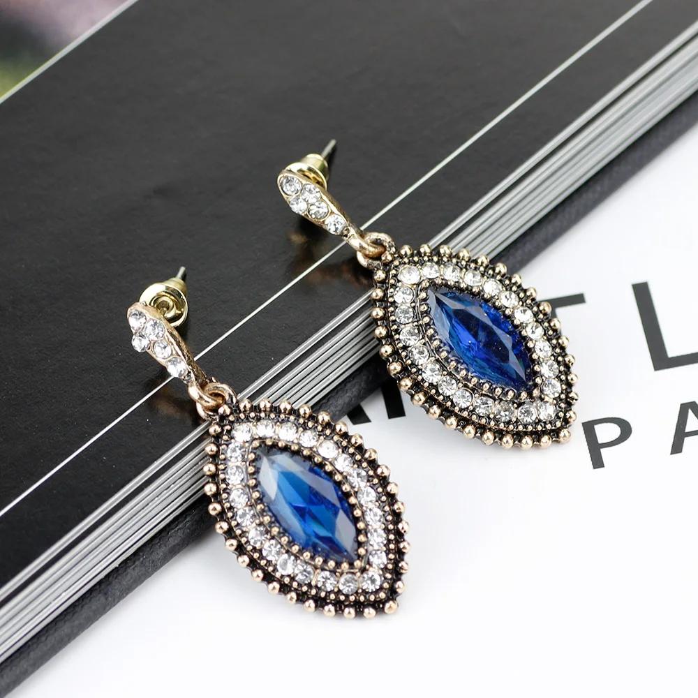 Sunspicems Retro Gold Color Gray Crystal Earring for Women Ethnic Wedding Drop Earring Bridal Gifts Indian Jewelry Wholesale