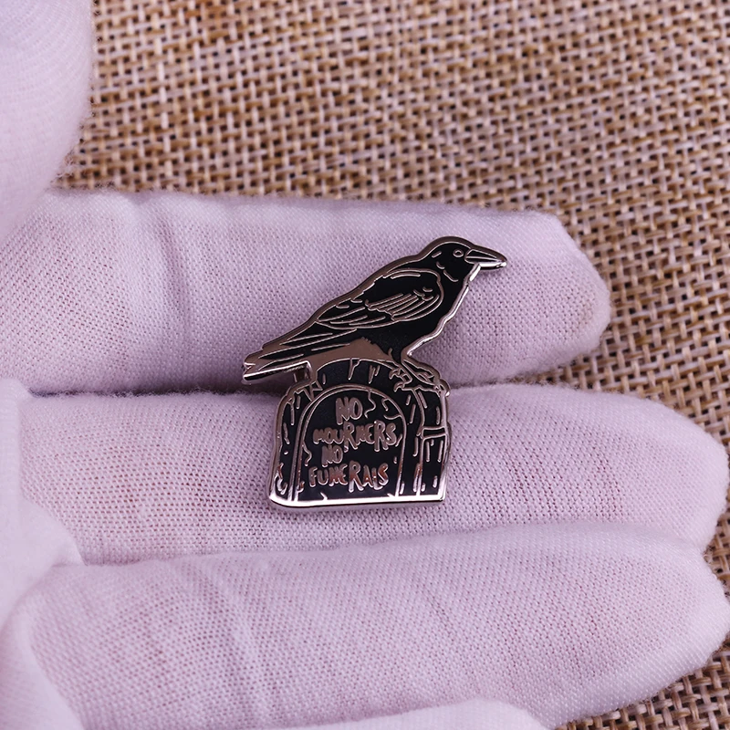 No Mourners No Funerals Enamel Pin Gothic Crows Black Gold Brooch For Lapel Coat Badge