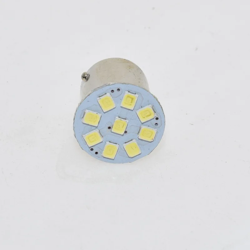 Vendite dirette del produttore di 24 V Led 2835 9SMD lampada di retromarcia indicatori di direzione 24 V lampadina per camion accessori per auto