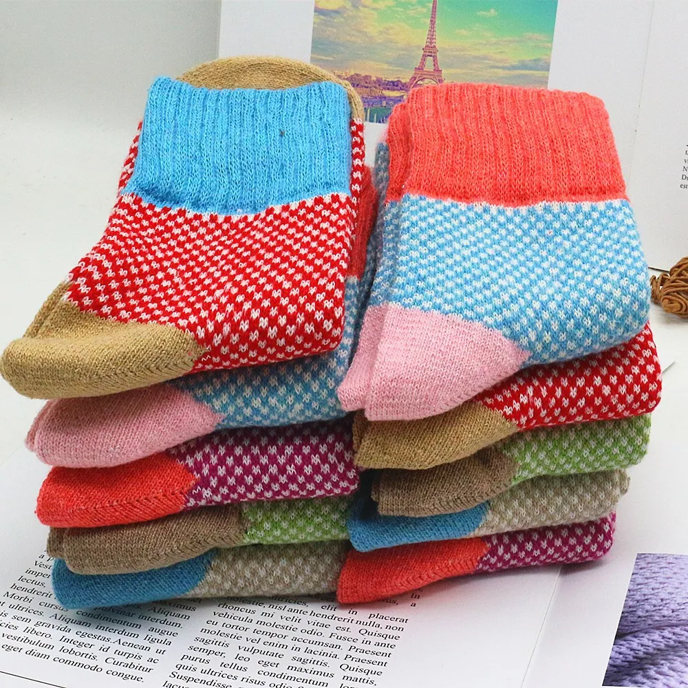 Women\'s Winter Thickened Warmth Fashion Casual Harajuku Lattice Wool Socks 5 Pair