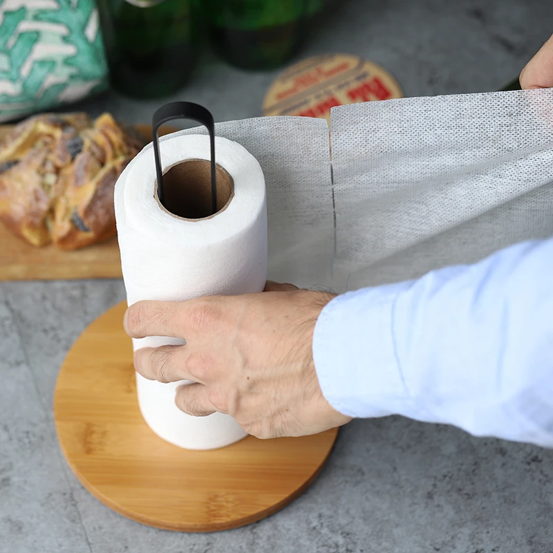 Porte-serviettes en papier bambou | Support de porte-serviettes de cuisine, organiseur de rouleau d'essuie-tout sur pied, support de comptoir en bambou avec fer