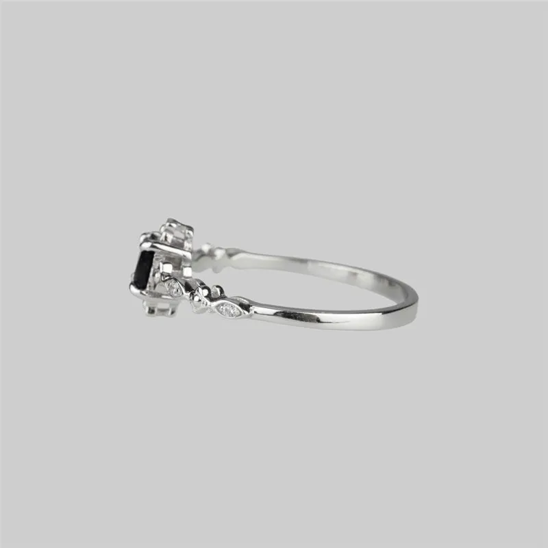 Trendy Black Zircon Square Crystal Wedding Ring