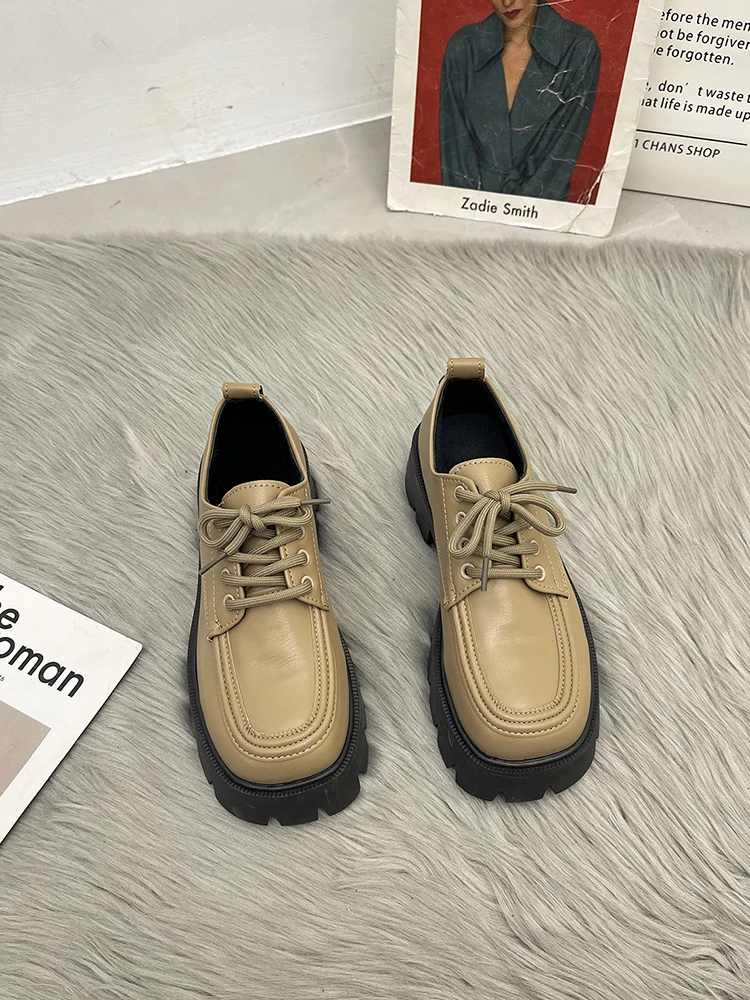 

Кожаные туфли в стиле ретро, женская обувь, зима 2021, новый стиль, бархатная теплая Повседневная обувь на платформе со шнуровкой