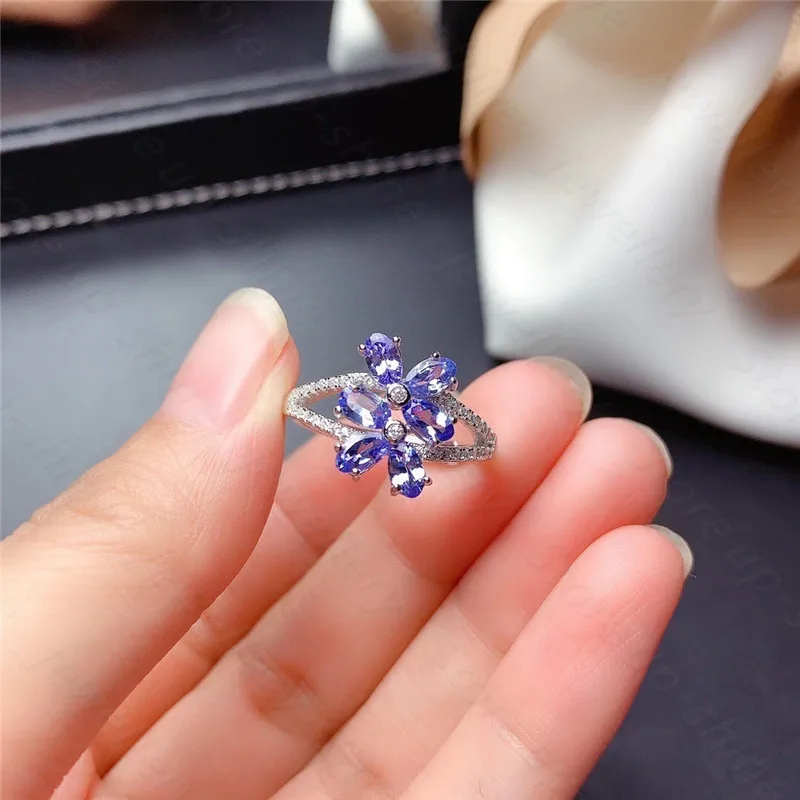 

Super beautiful high-quality tanzanite ring, 925 silver women's new ring, demonstrating youthful temperament