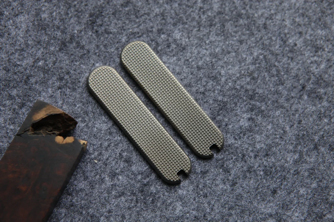 

1 пара сменных латунных весов ручной работы на заказ для швейцарского армейского ножа Victorinox 58 мм