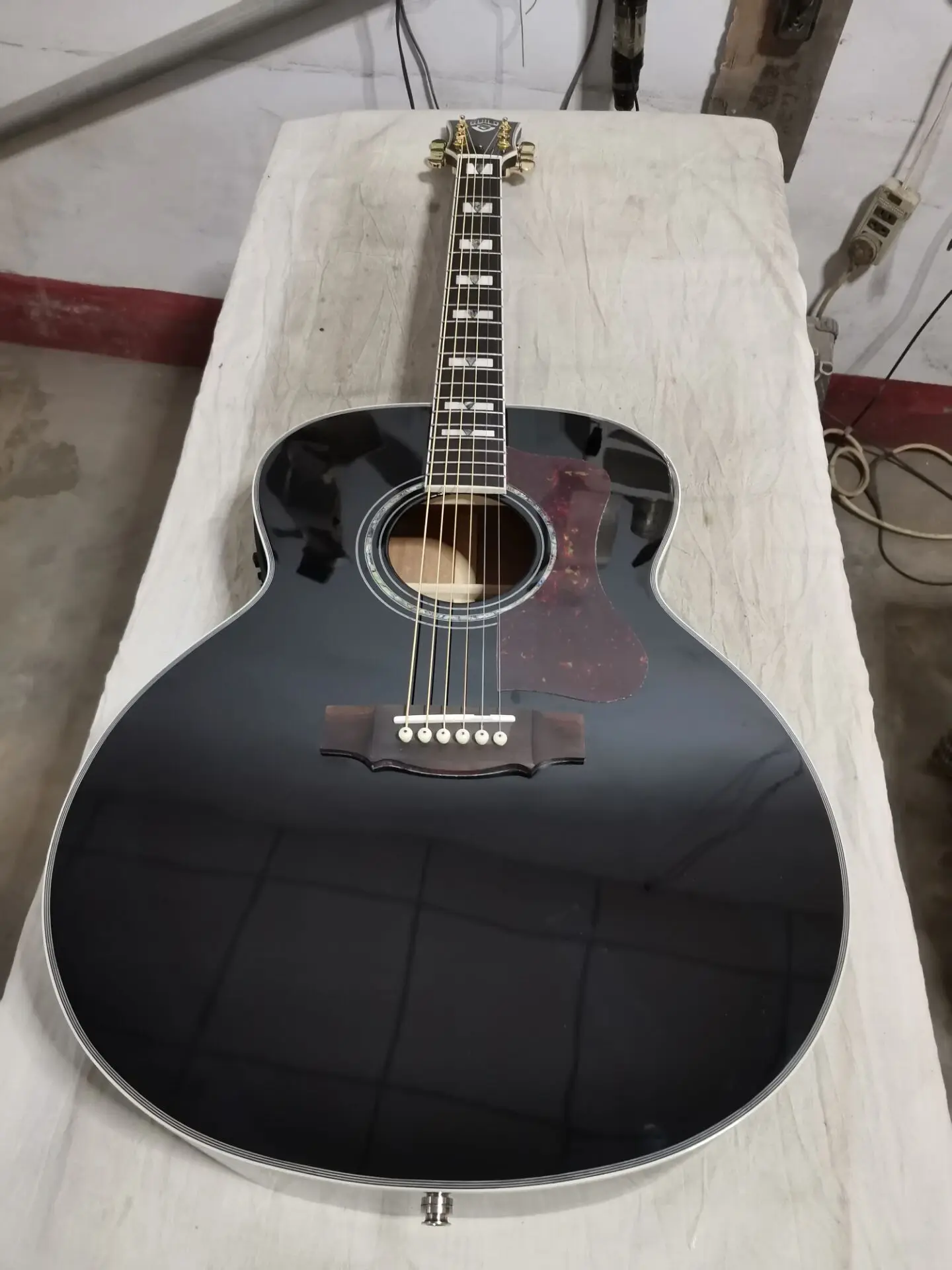 free shipping professional guitar presys blend 301 pickups  Jumbo F50 vintage guitar black gloss guild acoustic electric guitar