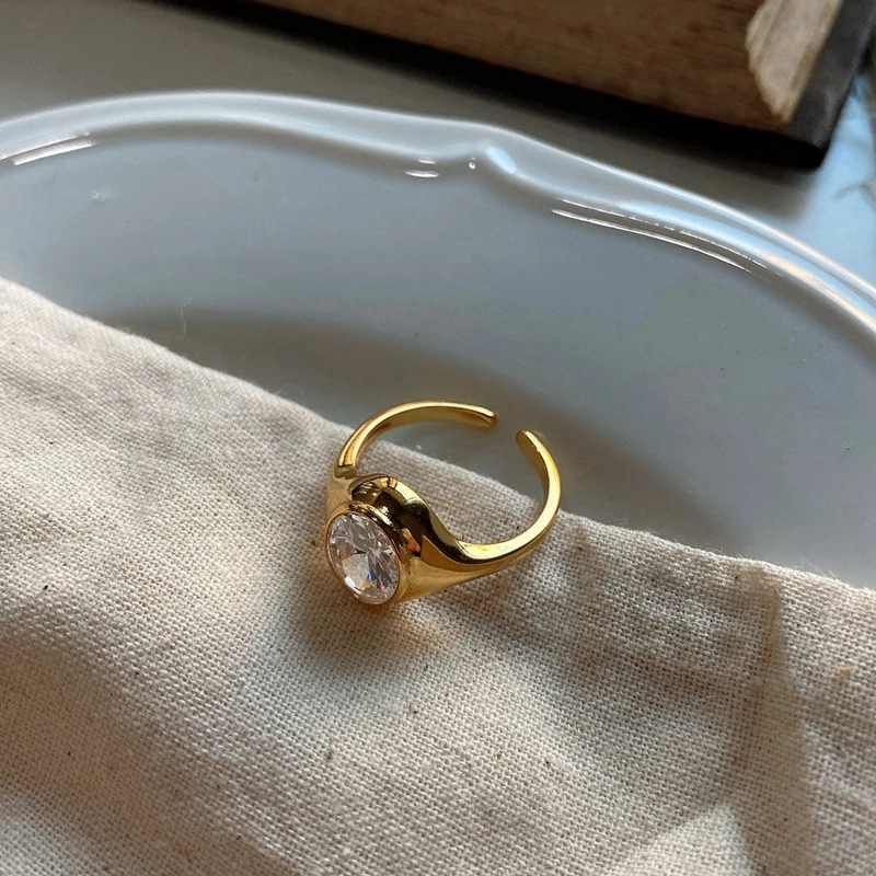 Silvology 925 Sterling Silver Oval Zircon Rings Elegant Minimalist Luxury Egg Shape Rings for Women Office Jewelry Female Gift
