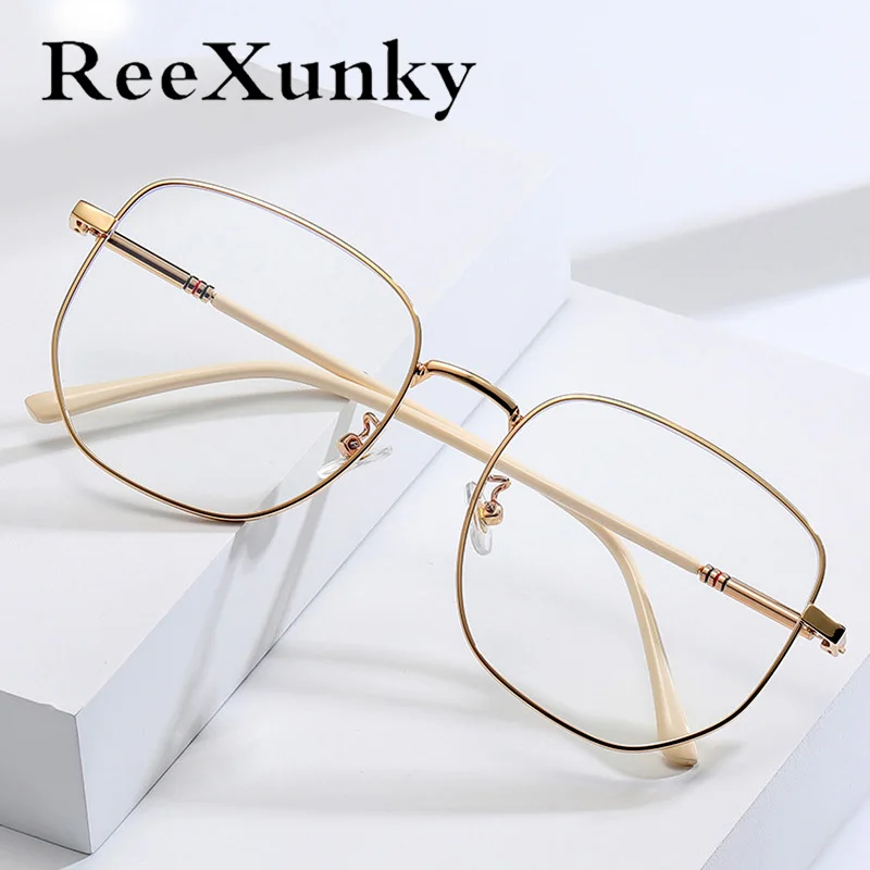 

New 2022 Unisex Anti-Blue Light Computer Glasses Frame Women Luxury Brand Designer Vintage Square Gaming Eyewear Men UV400