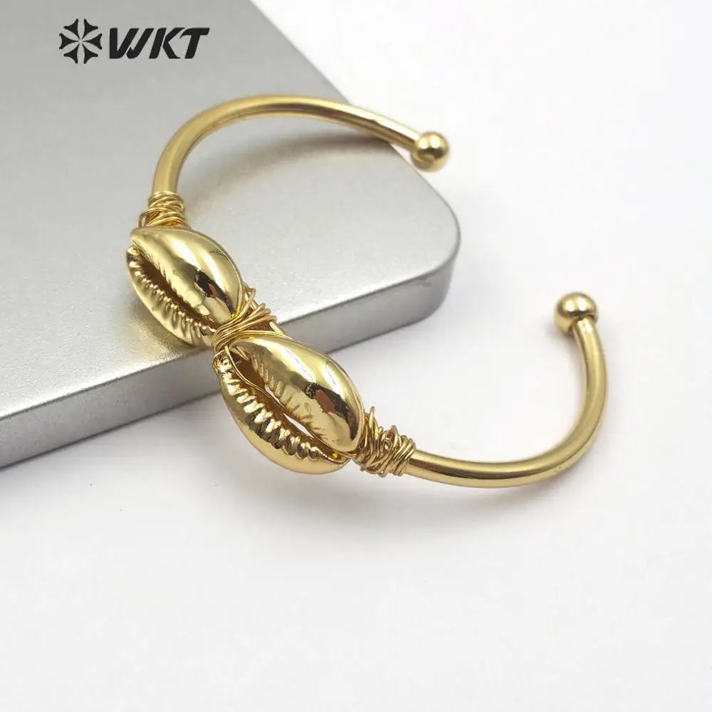 WT-B487 New Arrival Natural Cowrie Shell Cuff Bracelet Full Gold Trim Metal Dipped Handmade  Charm Jewelry