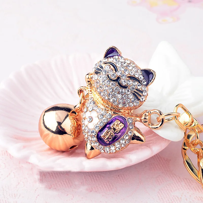 Cute Crystal Keychain Women\'s Alloy Big Bell Rhinestone Japanese Lucky Cat Car Key Chain Girl Bag Pendant Jewelry Keyring Animal