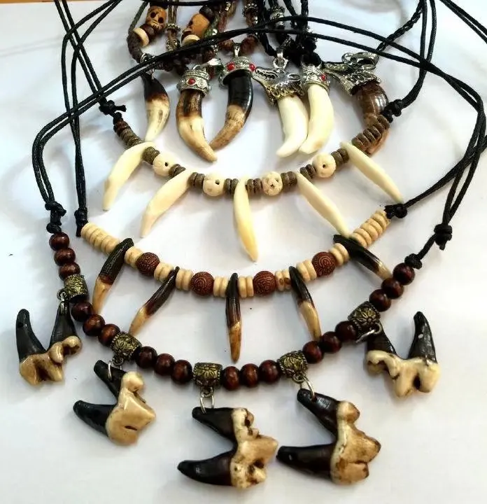 12 PCS Vintage Tribal Classic Unique Men\'s Wolf Tooth Necklace Casual Jewelry