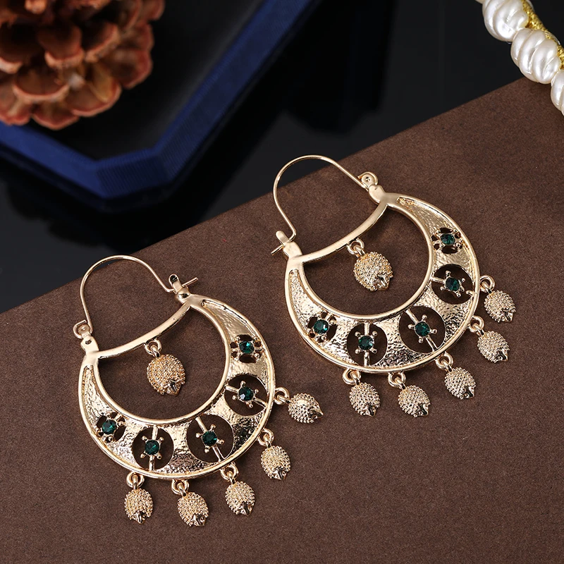 Fashion Golden Drop Earrings for Women Fashion Hedgehog Shape Banquet Jewelry French Hook Dangle Earring Drop Gifts
