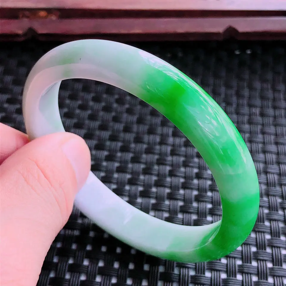 Latest Natural Jadeite Bracelet Noble Exquisite Hand Decoration Accessories Jewelry Crafts High Quality Jade Bangle PartyGift