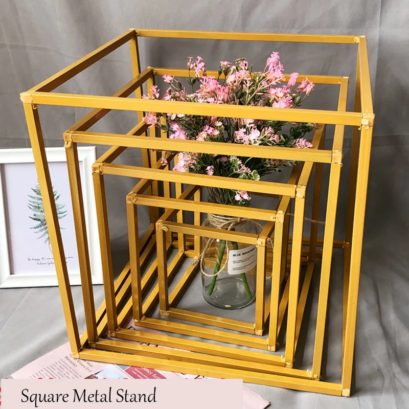 New Wedding Props Wrought Iron Metal Geometric Road Leads Frame Gold Flower Frame Party Wedding Decoration Shelf