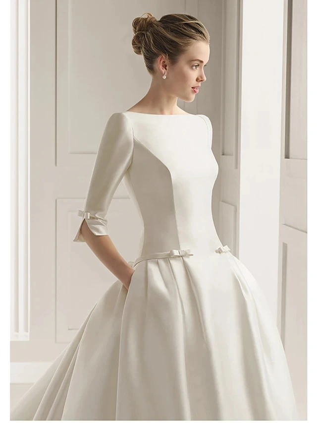 Elegante Satijnen Trouwjurk Met Bow Bateau Hals Hof Trein Half Sleeve Backless Plus Size Bruidsjurk Robe Mariage