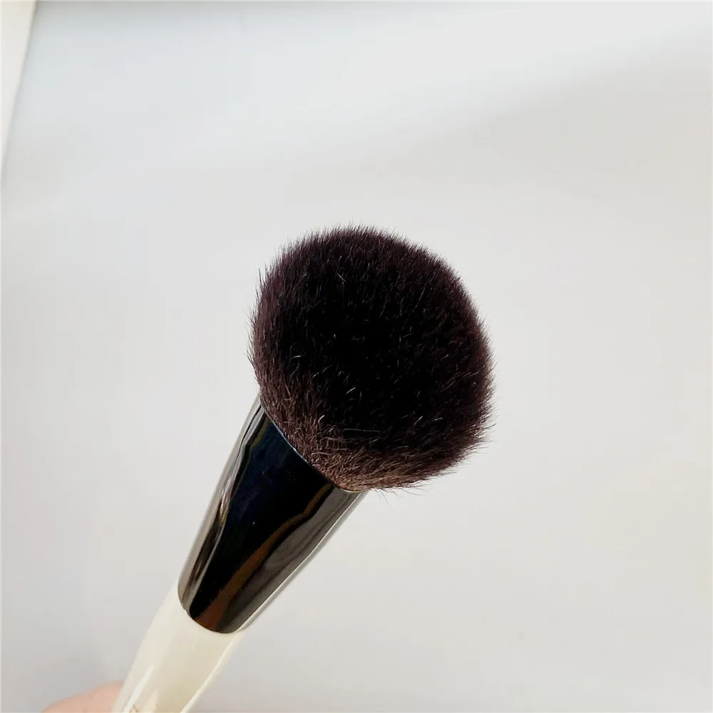 Blush Makeup Brush - Luxe Soft Natural Goat Bristle Round Cheek Powder Highlighter Beauty Cosmetics Brush Tool