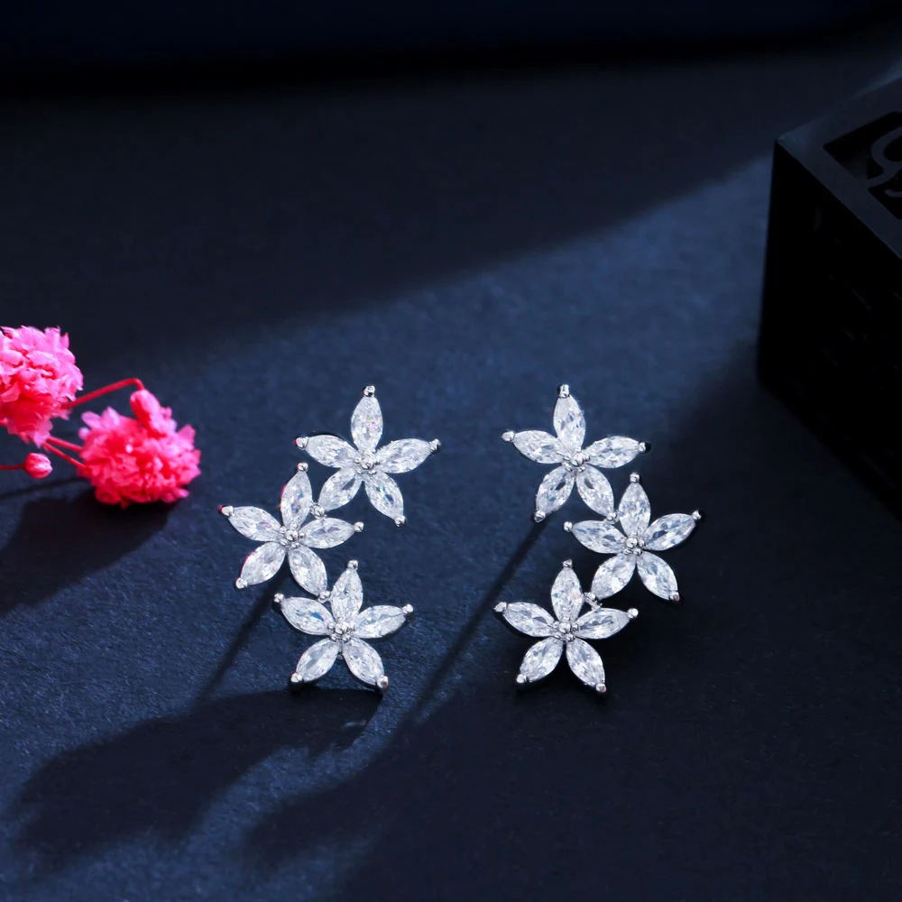 CWWZircons Trendy White Cubic Zirconia Silver Color Cluster Flower Leaf Stud Earrings for Women Chic Korean Style Jewelry CZ933
