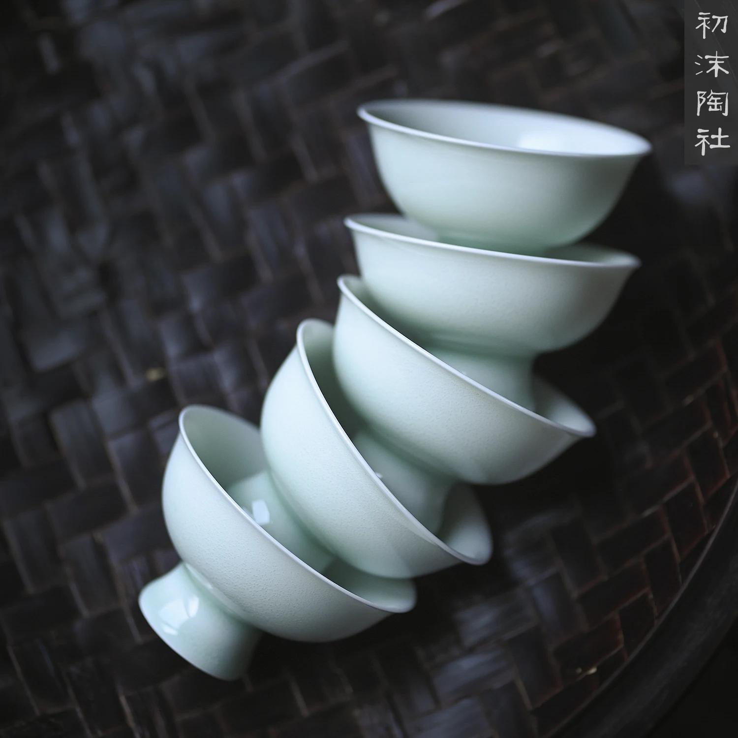 ★society Jingdezhen shadow green glaze single cup high foot cup ceramic cup cup Master Cup single cup kungfu tea set