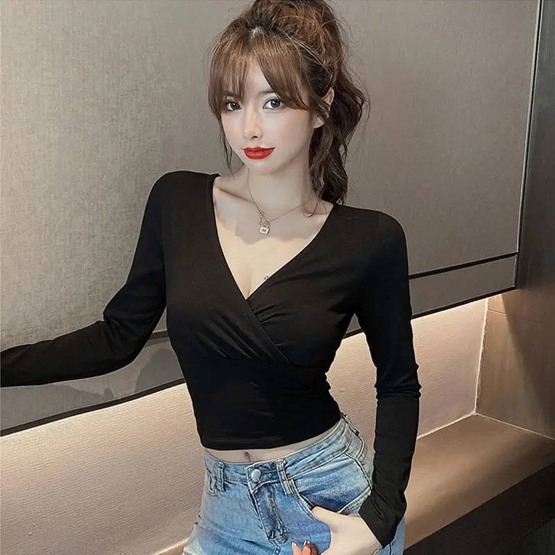 Sexy Solid Basic Long Sleeve T Shirt Women Tshirt Casual Tops Black V Neck Fashion Crop Top Ladies Fashion Korean Tee Shirt