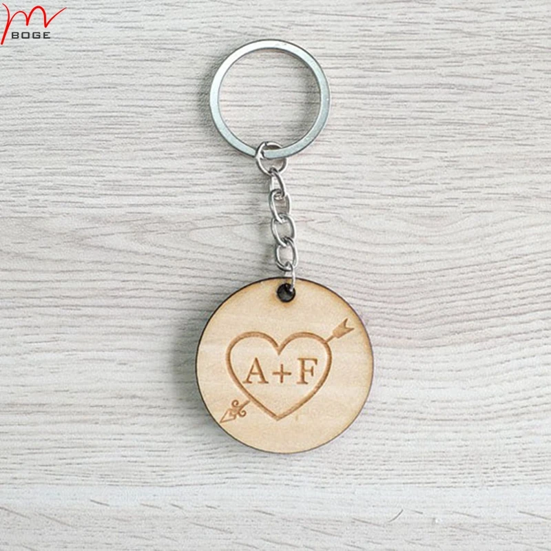 Personalized custom hot  selling wedding guest keychain favors wood keychain wedding favors for guests