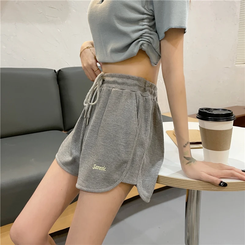 Short femme Lâche Décontracté Taille Élastique Étudiants Large-jambe Quotidien Tout-match Broderie Streetwear Harajuku D'été À Lacets Pantalon