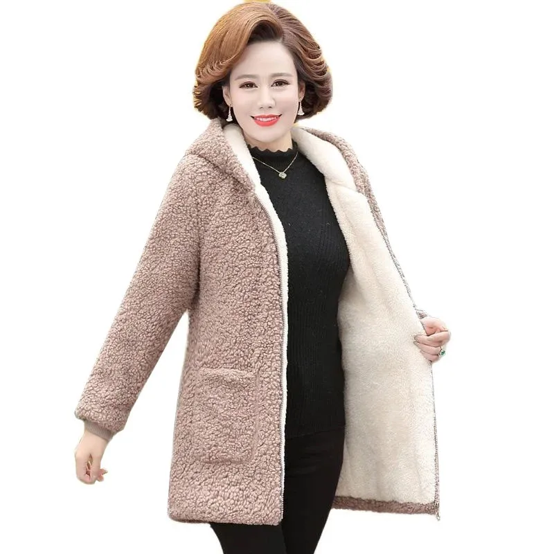 6XL Middle-aged Elderly Women\'s Lamb Wool Coat 2021 New Winter Plus Velvet Cotton Jacket Loose Mid-length Female Hooded Overcoat