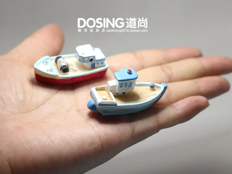 Miniature Fishing Boat Model Ornaments Sea World Mini Ship Ocean Small Sailboat Aquarium Decoration Sailing Speedboat Decor Toys