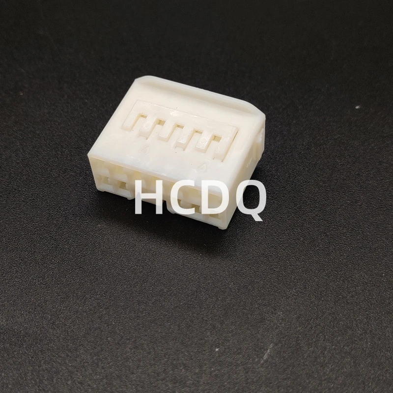 The original 90980-10803 12PIN  automobile connector plug shell and connector are supplied from stock