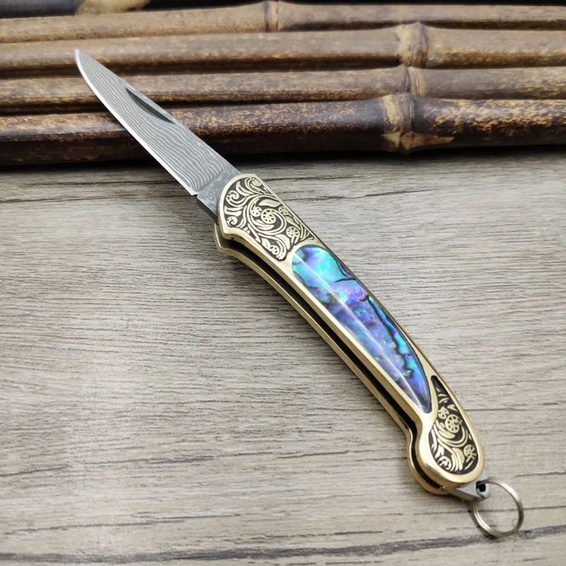 Cuchillo plegable de bolsillo de hoja de acero de Damasco hecho a mano de gran tamaño, latón amarillo + mango de concha de abulón, cuchillo utilitario