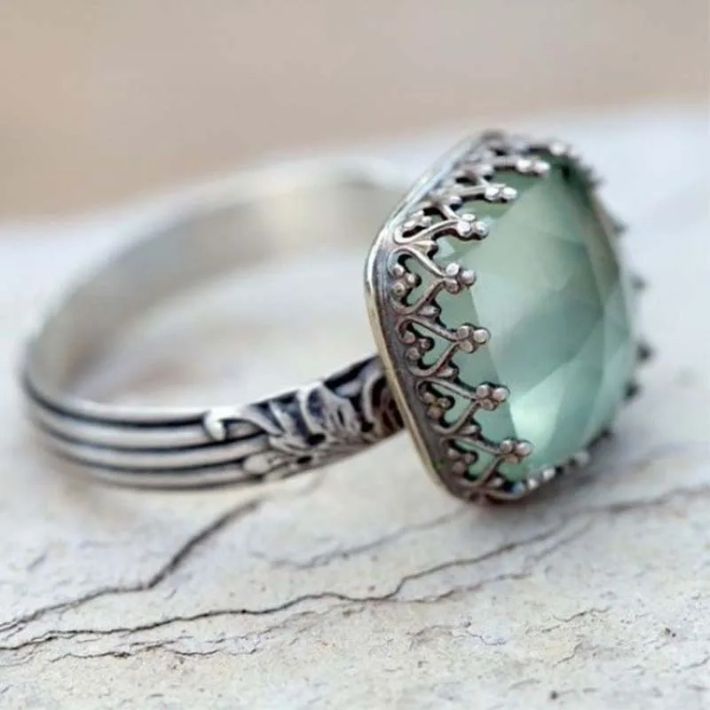 Foydjew Hot Sale New Mint Green Square Imitation Moontone Rings Women's European American Retro Thai Silver Hands Jewelry