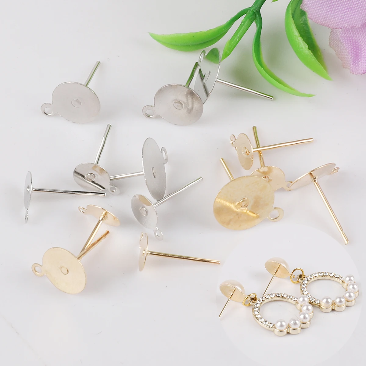 100Pcs Gold/Rhodium Color Iron Stud Earring Spacer Post Back Flat Blank Base Pins Setting for 4 6 8 10mm Cabochon Jewelry Making