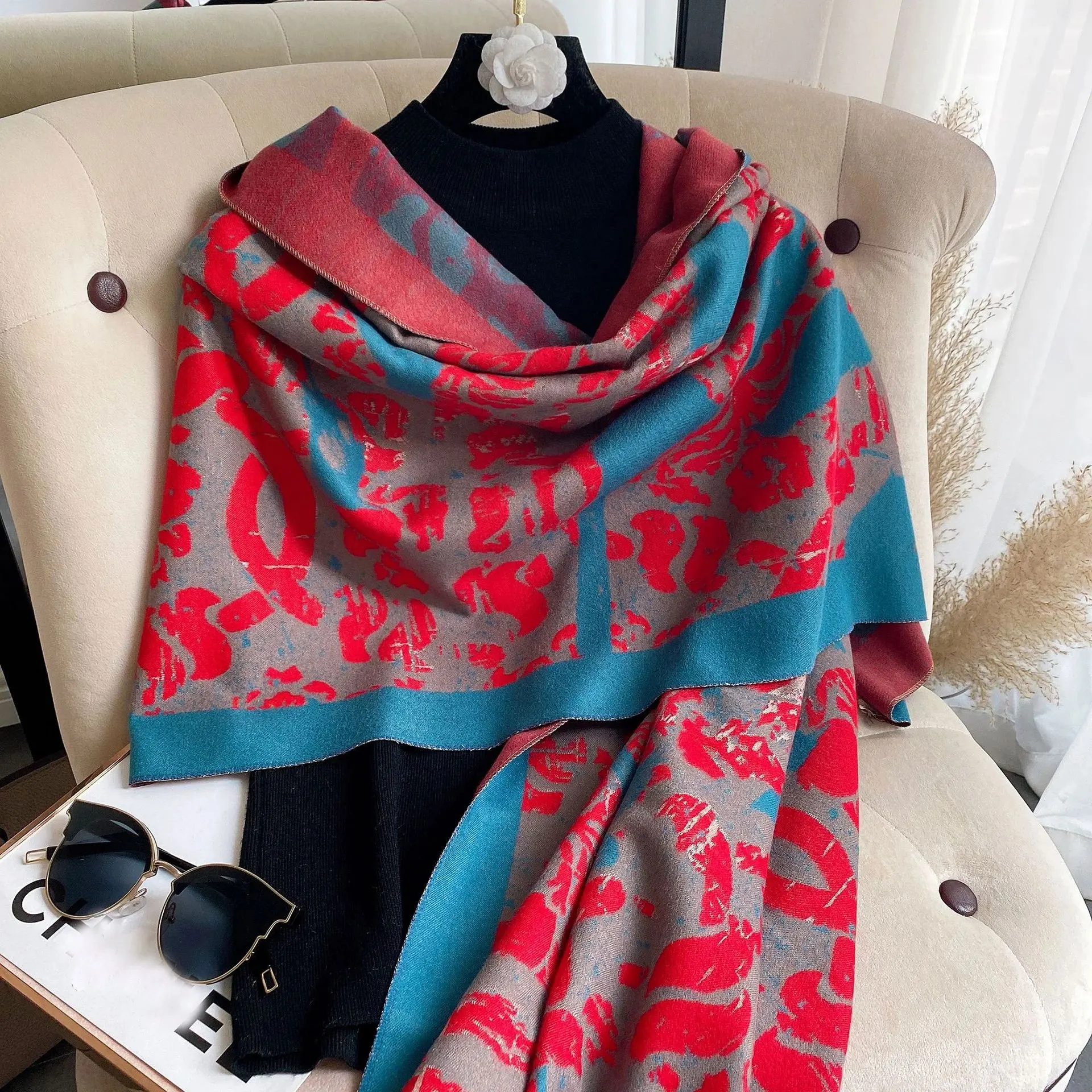 

2024 Luxury Cashmere Scarf Winter Women Shawls Warm Blanket Wraps Female Foulard Bandana Thick Scarves New Fashion Lady Pashmina