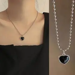 2021 New Retro Black Love Pendant Necklace Ins Fashion Simple Personality Cool Clavicle Chain Men And Women Can Wear Jewelry