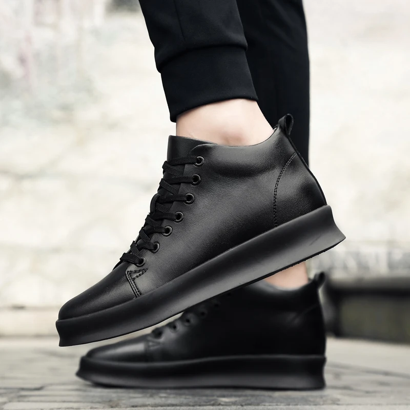 Zapatos informales de cuero negro puro para hombre, transpirables zapatillas de deporte de alta calidad, planos de moda