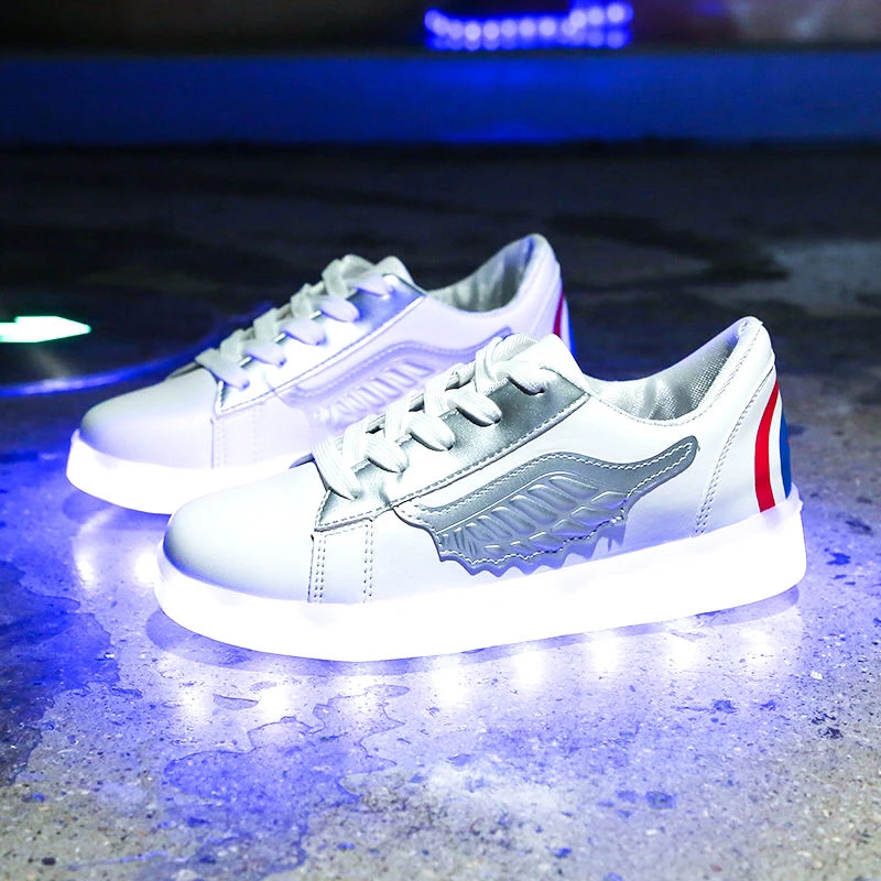 USB recarregável LED sapatos com luzes para mulheres e homens, iluminado sola, branco, padrão de amor, adultos, novo, 2021