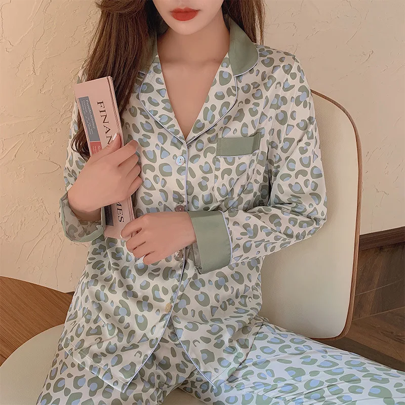 

Autumn Long Sleeve Green Color Leopard Silk Pajamas Thin Turn-down Collar Full Length Sexy Nightwear 2 Piece Home Satin Pijamas