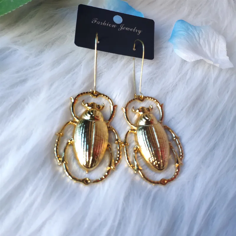 giant golden colour scarab beetle earrings Insect jewelry Fashion exaggerate nature big Dangle & Drop women gift 2020 new