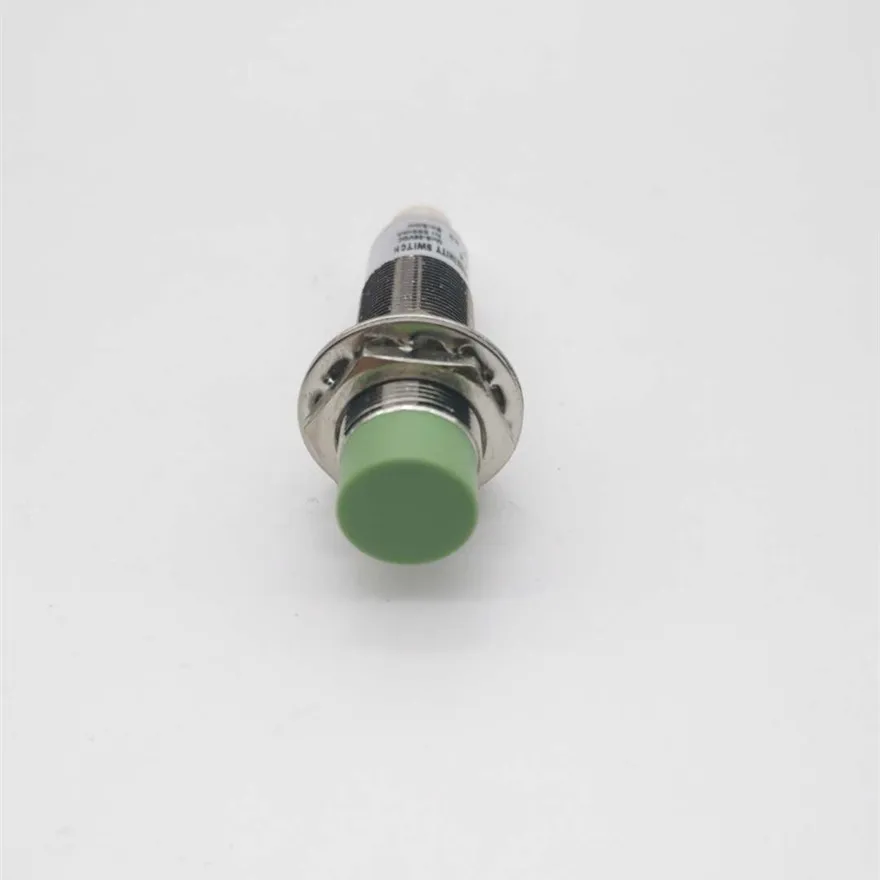 Inductive Proximity Sensor Connector PNP M18 Non-flush type without cable CE Half sets 8mm Detection distance Switch