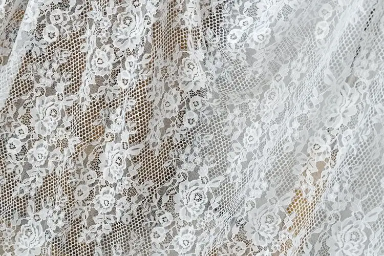 150cm X 300cm Off White Lace Fabric Eyelash Embrioded High Quality Embossed Lace Wedding Dress Craft Material