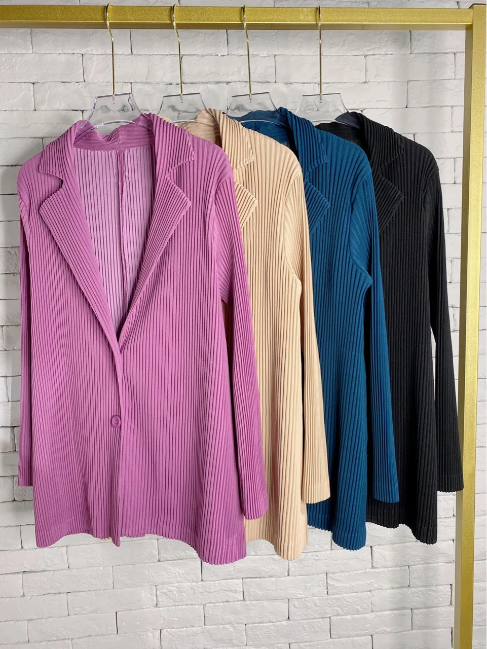 

Blazers for women Miyake Pleated Fashion Solid Spring/Autumn High Street Loose Large Size Long Sleeve Female Coats