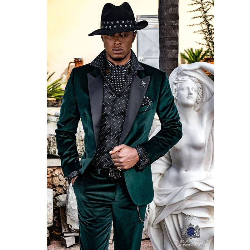 

Men's 2-Piece Velvet Suit Party Wedding Tuxedo Dress Slim Fit Warm Lapel Jacket Blazer + Pants