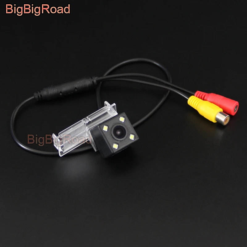 

BigBigRoad Car Rear View Reversing Backup Camera With Power Relay / Filter For Renault Koleos 2017 Parking Camera