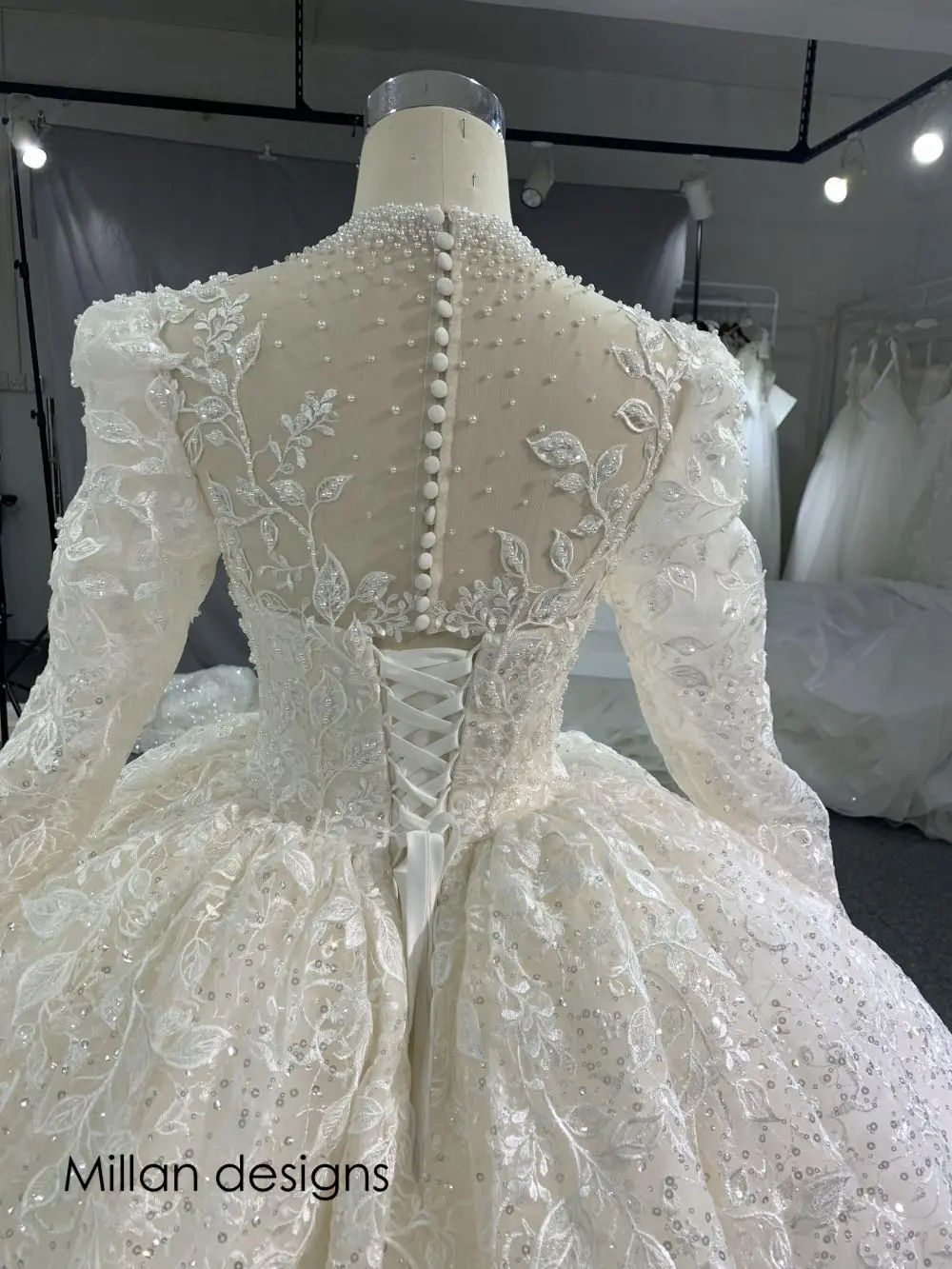 Real Photos Luxury Long Sleeves Wedding Dresses Pearls Beaded Ball Gown Bridal Dress Lace Bridal Gown 2024 Vestido De Novias