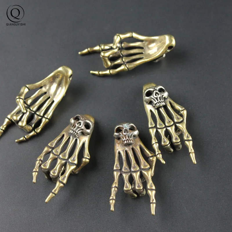 Solid Brass Copper Metal Devil Hands Creative Pendant for Car Keyring Jewelry Retro Punk Brass Skull Skeleton Head Keychain Gift