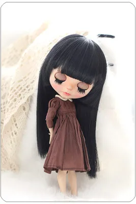 The Blythes doll wig is suitable for 1/6 size stylish versatile princess with a fringe cut with high temperature straight hair