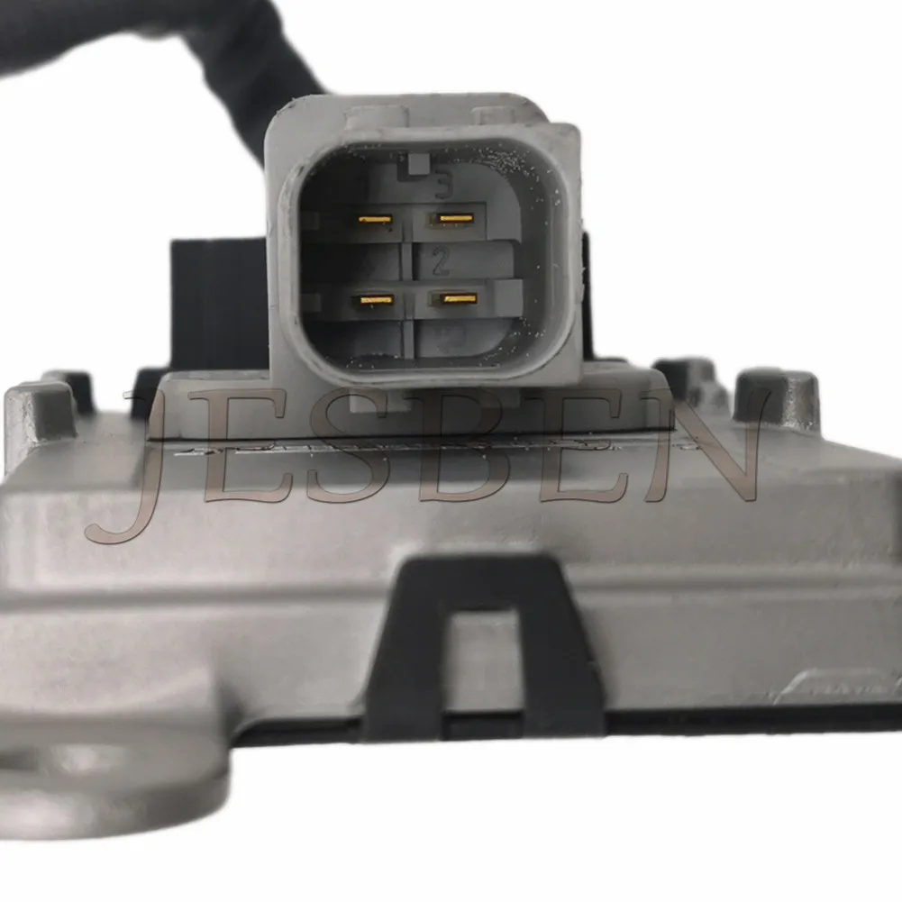 5WK97305 29655-84330 Nox Sensor For Kia Hyundai E-COUNTY E COUNTY 08EM 24V GEN2.8 Truck BUS NO# 5WK9 7305 2965584330 29655 84330