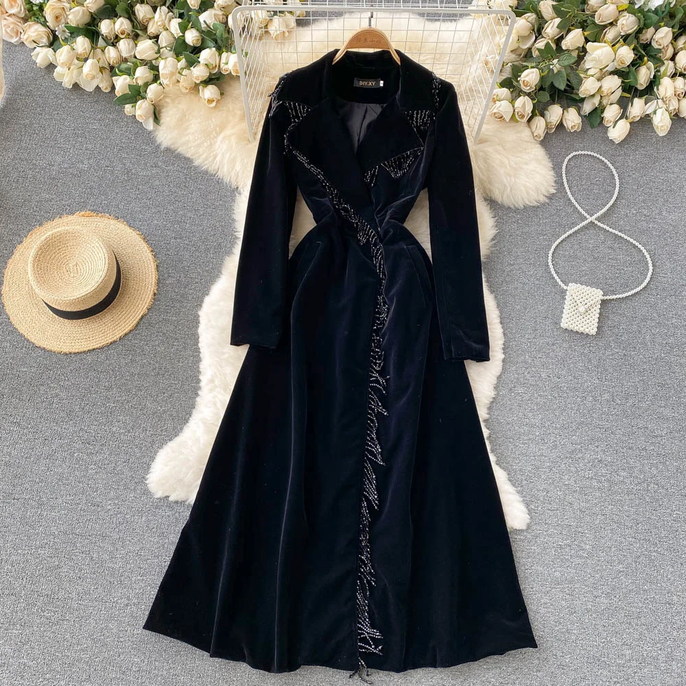 Autumn Winter Women Black Velvet Dress Vintage Bling Tassel Notched Collar Suit Coat Trench Party Maxi Dress Elegant Vestidos