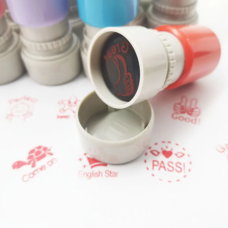 Teacher Stamps English Remark Photosensitive Ink Stamp 1pc DIY Kindergarden Teacher Read Over Test Praise Kids Cute Seals