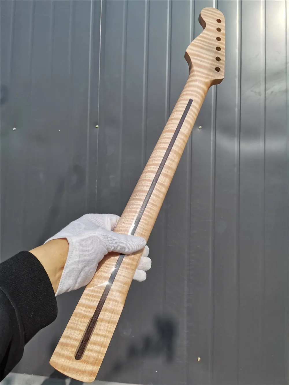 

38#Tiger Flame Maple Guitar Neck 21 Fret 25.5inch Dark Yellow Varnish Pearl Maple Made Fingerboard Dot Inlay DIY