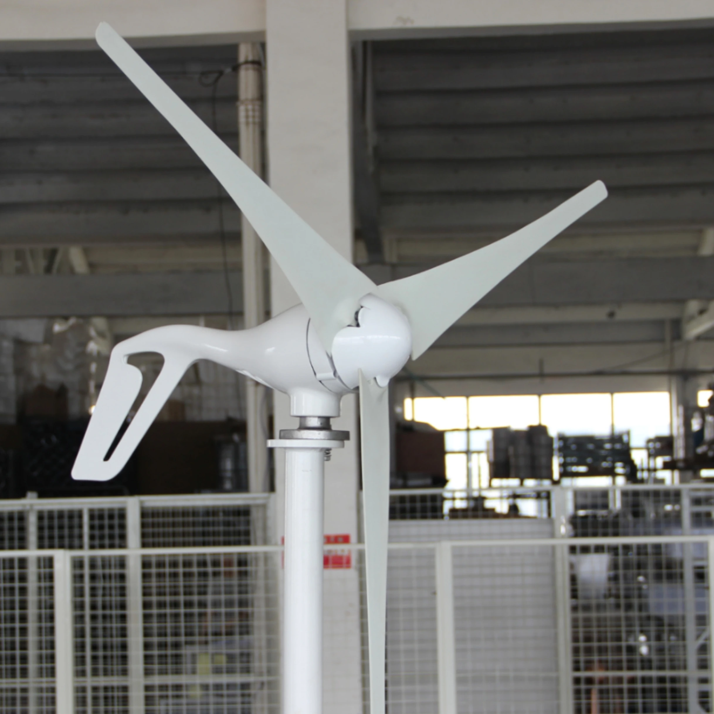 Latest Design 5000W Windmill 12v 24v New Energy 6 Blades Horizontal Wind Turbine Generator Free MPPT Controller For Homeuse